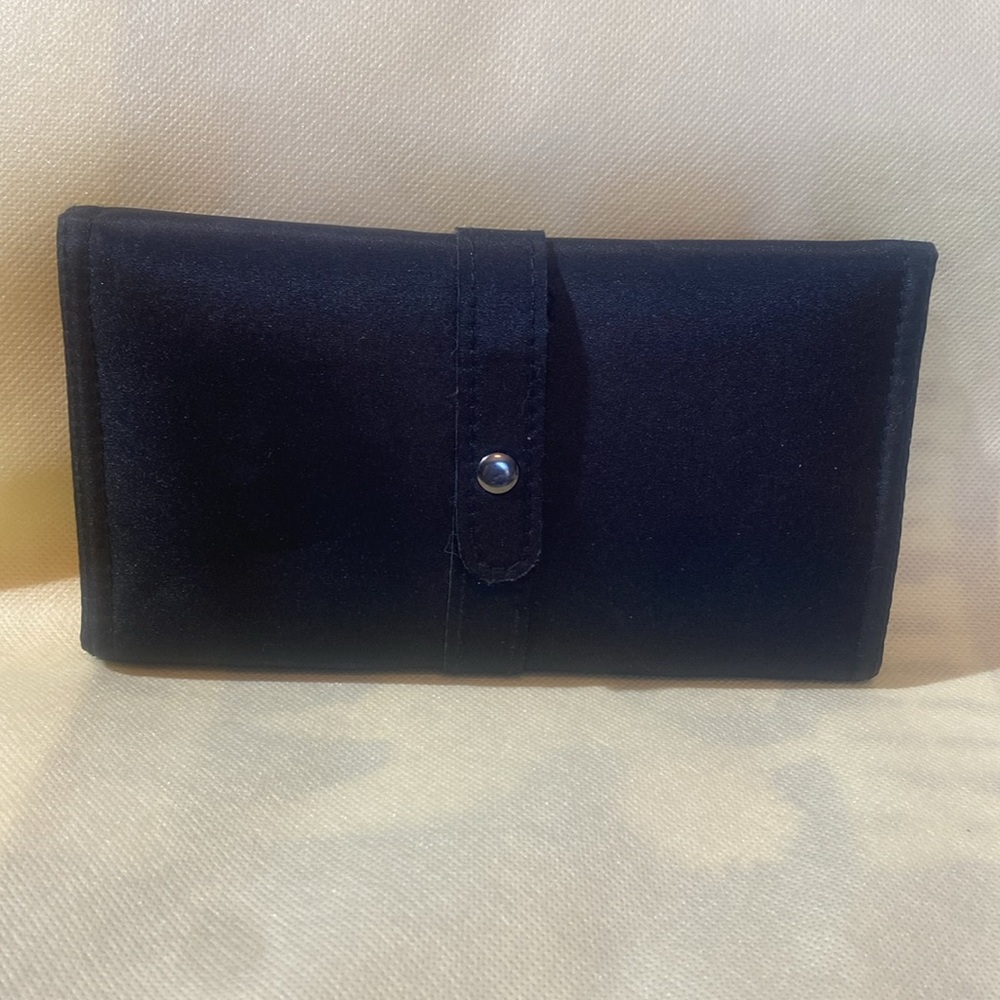 NWOT-Travel Jewelry Case-Polyester w/Rhinestones front, closes w/snap - Picture 2 of 15